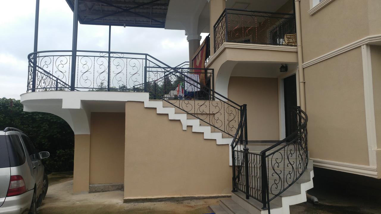 Villa Royal House มาคินจอรี ภายนอก รูปภาพ